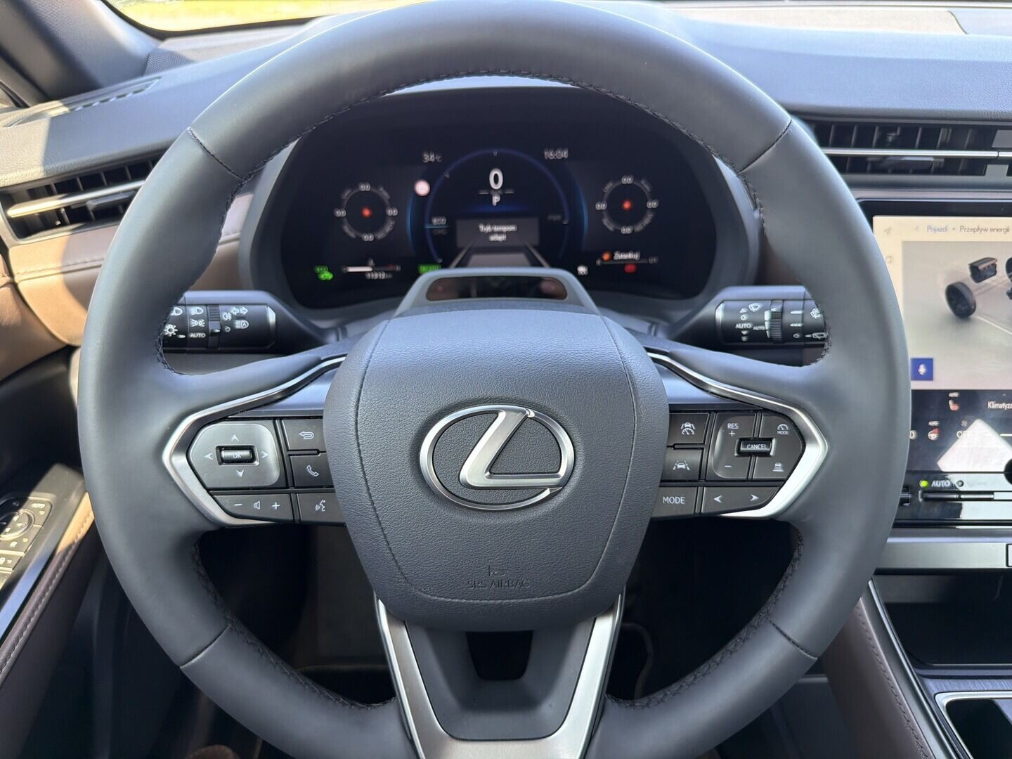 Lexus LBX