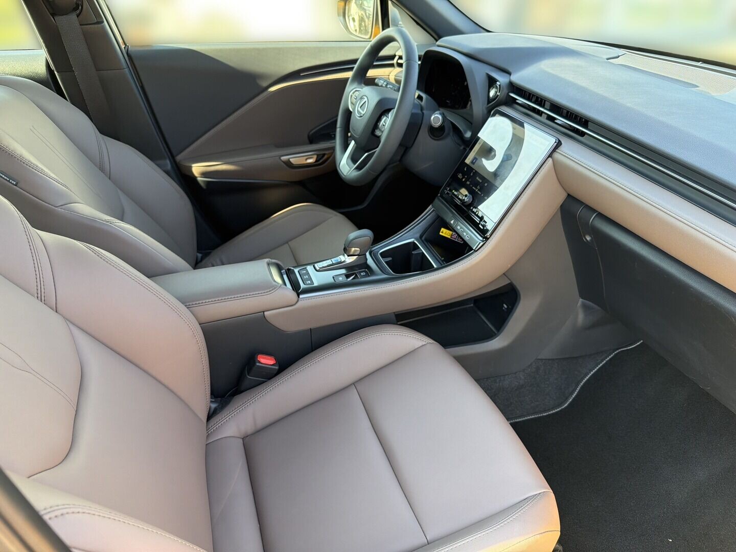 Lexus LBX