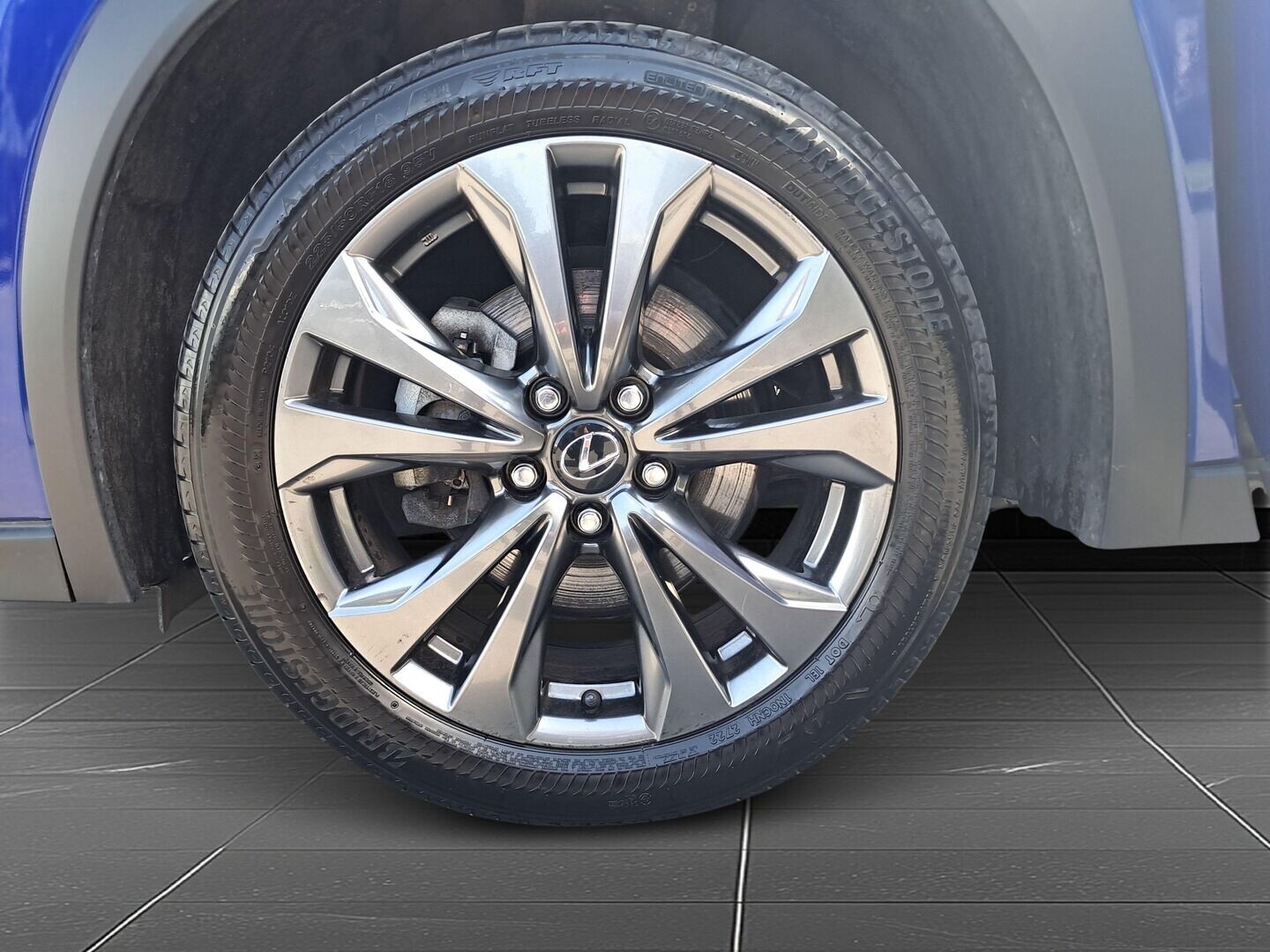Lexus UX