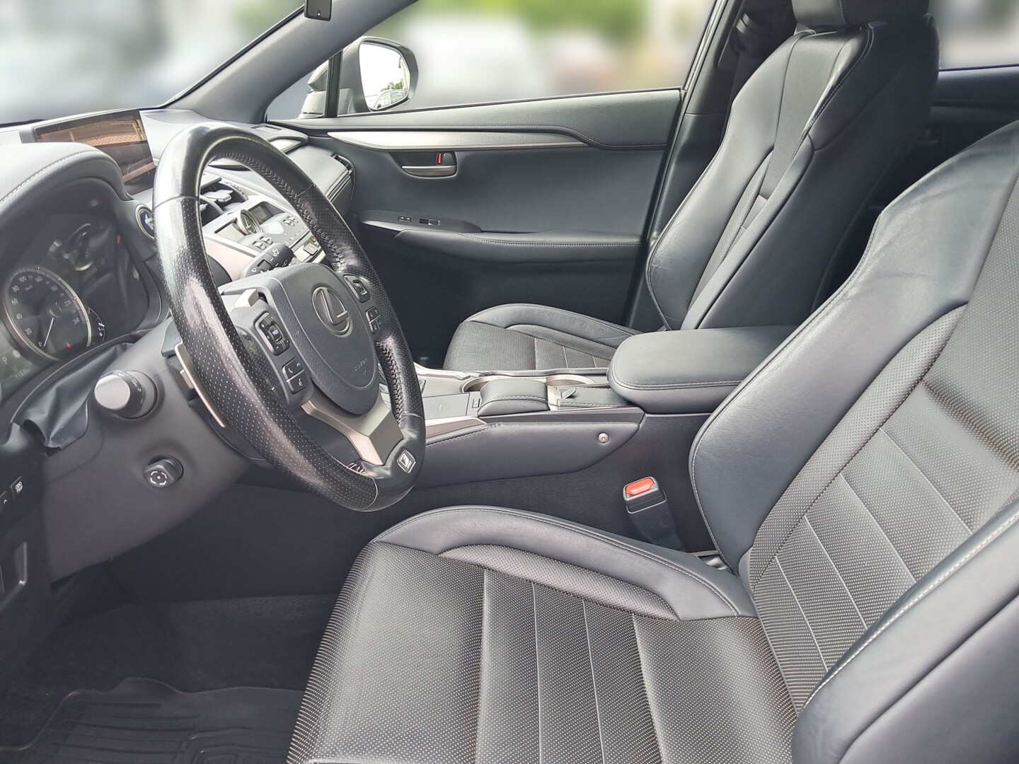 Lexus NX
