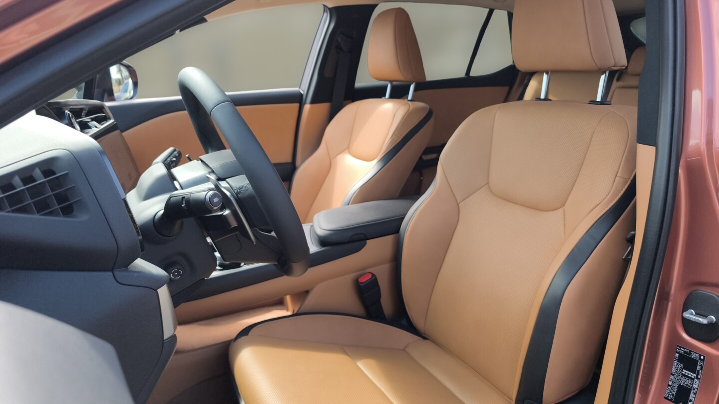 Lexus RZ