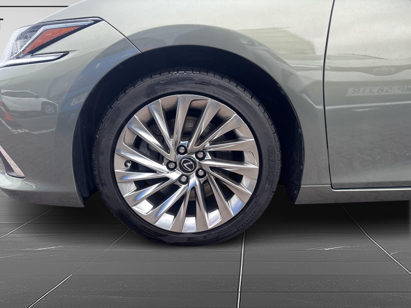 Lexus ES